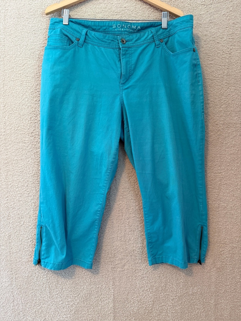 Sonoma Life + Style Modern Fit Capri Pants Turquoise Size 16